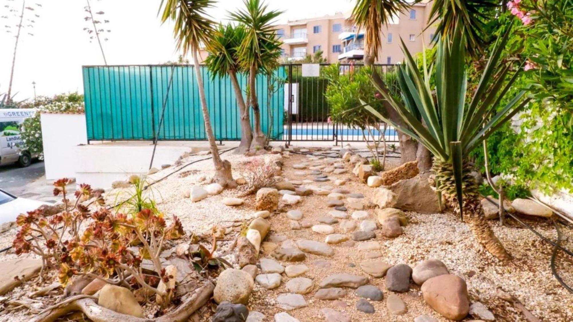 H&O Diamond Complex Sea View Apartment Paphos Exterior photo